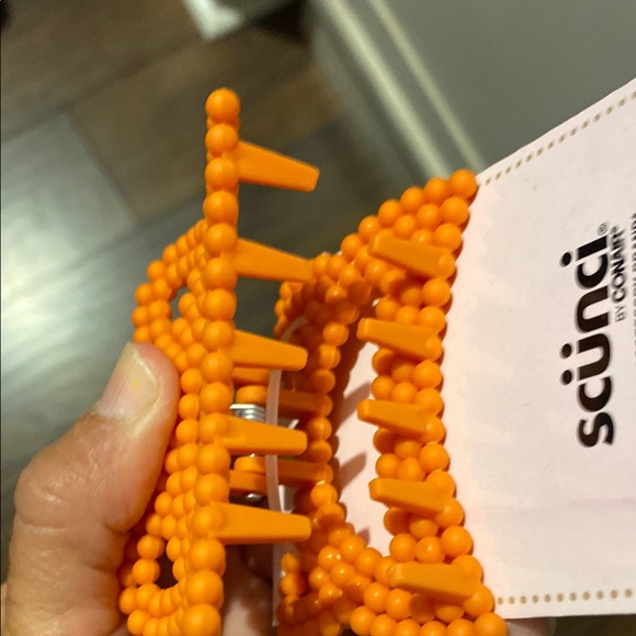 Scunci Orange Beaded Cat ears Hair Accessory - Picture 4 of 5